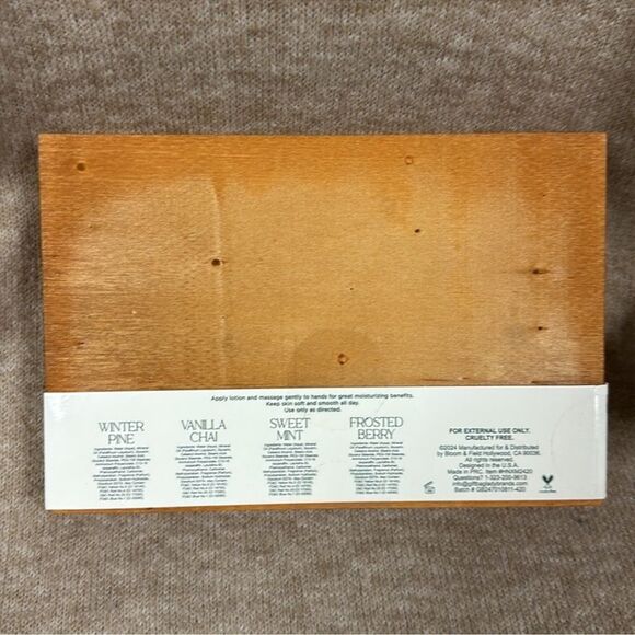 Bloom & Field Highland Natural Winter Holiday Hand Lotion Collection Gift Set - Picture 2 of 11